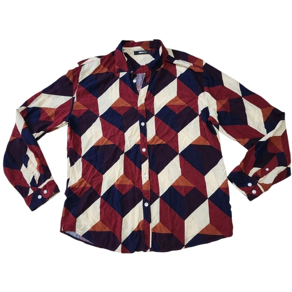 Red and Cream Casual Button Down Shirt with Geometric Pattern - Picture 3 of 5